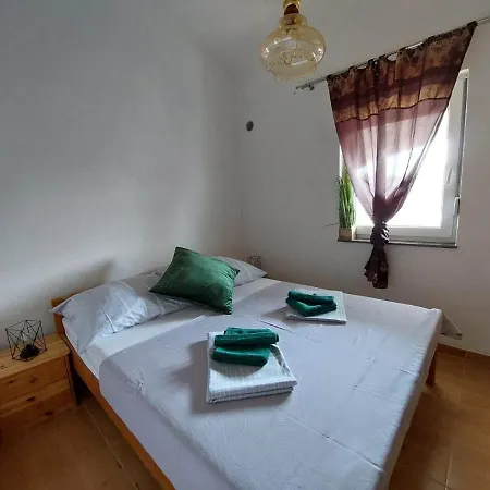 Jasmin Apartment *